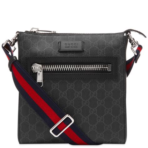 gucci messenger gg supreme blue/red web small black|Messenger bag with interlocking g.